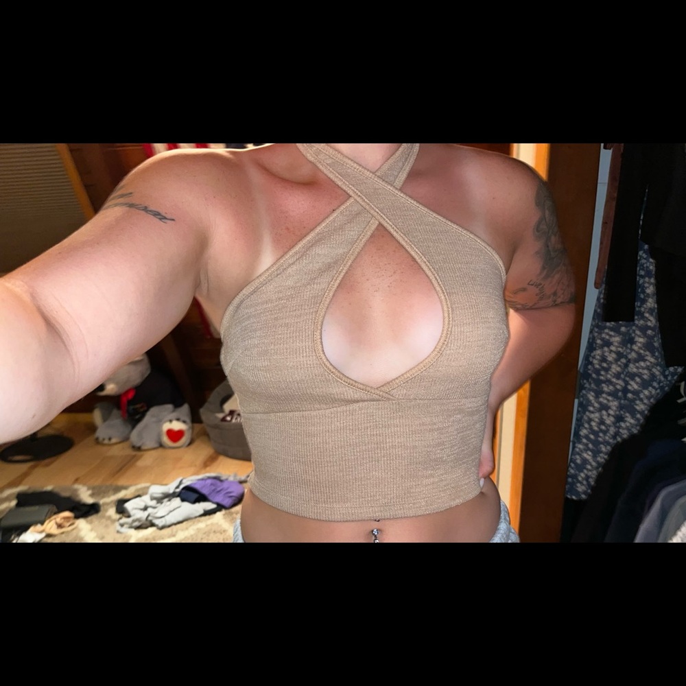 Cross crop top